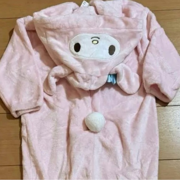 Sanrio Pink Hooded Robe - Picture 1 of 7